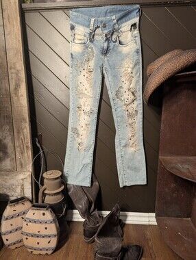 Amazing Applause Jeans.      Sz 27
